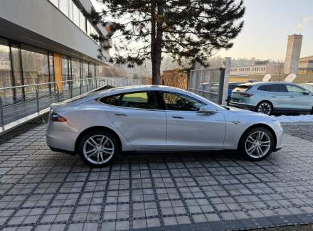 Tesla - Model S
