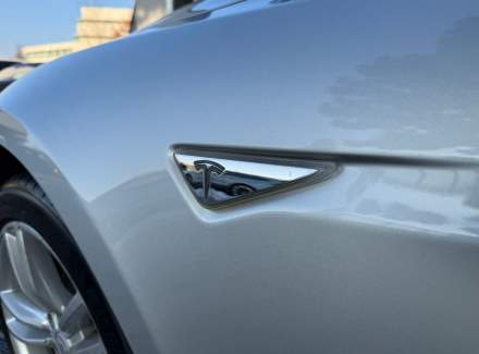 Tesla - Model S