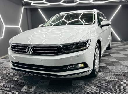 Volkswagen - Passat