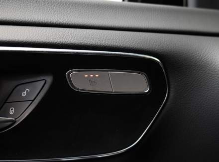 Mercedes-Benz - V-class