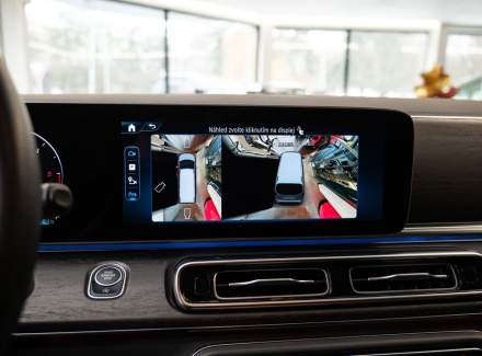 Mercedes-Benz - V-class