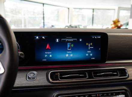 Mercedes-Benz - V-class