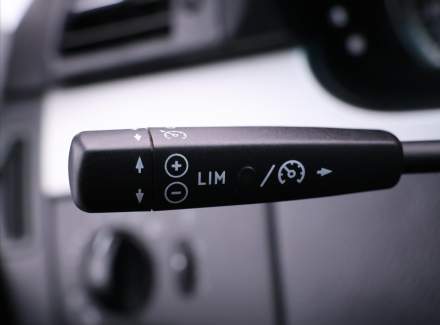 Mercedes-Benz - Viano