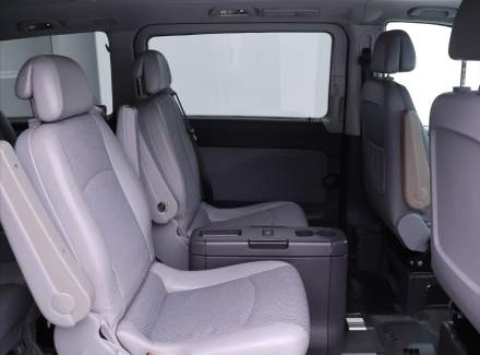 Mercedes-Benz - Viano