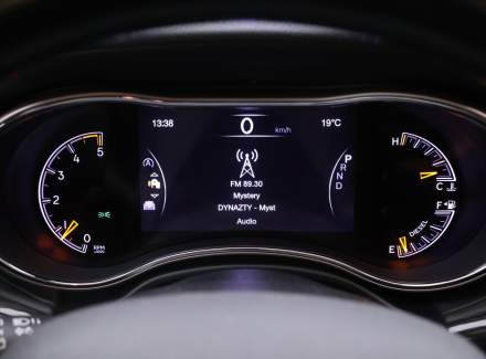 Jeep - Grand Cherokee