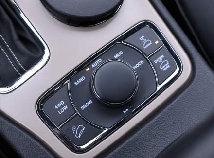 Jeep - Grand Cherokee