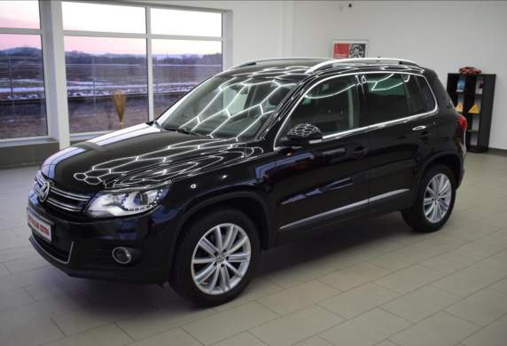 Volkswagen - Tiguan
