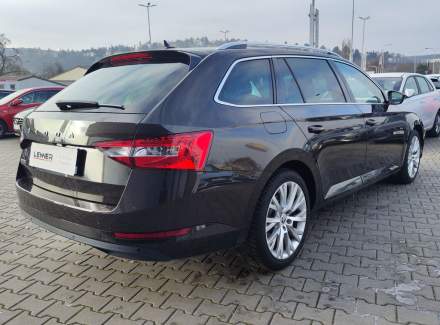 Škoda - Superb