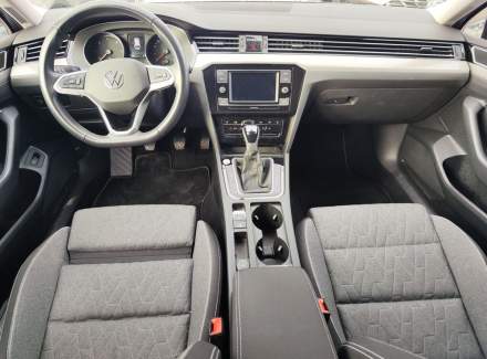 Volkswagen - Passat