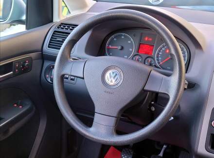 Volkswagen - Touran