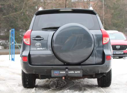 Toyota - RAV 4