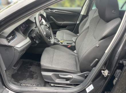 Škoda - Octavia