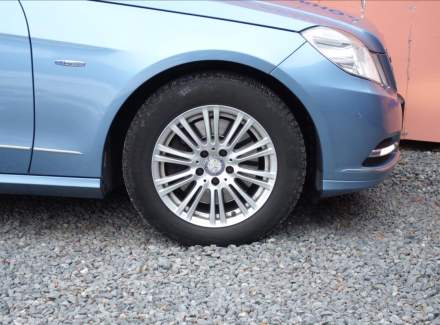 Mercedes-Benz - E-class