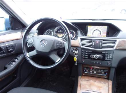 Mercedes-Benz - E-class