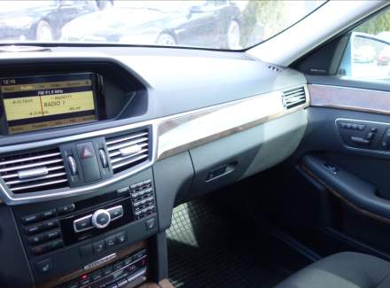 Mercedes-Benz - E-class