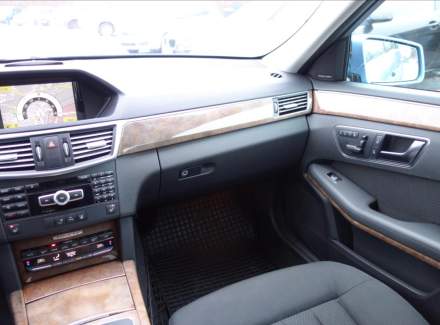 Mercedes-Benz - E-class