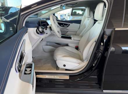 Mercedes-Benz - EQE