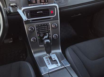 Volvo - V60
