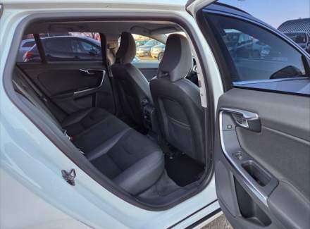 Volvo - V60