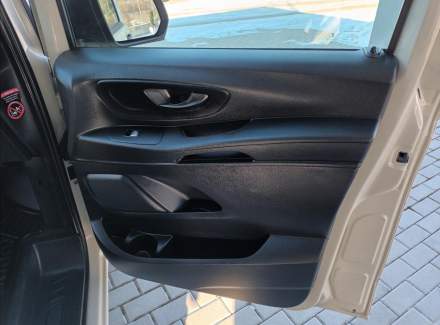 Mercedes-Benz - Vito