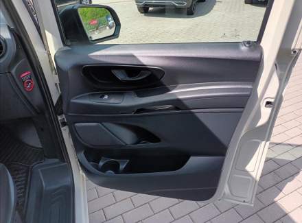 Mercedes-Benz - Vito