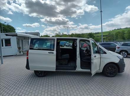 Mercedes-Benz - Vito