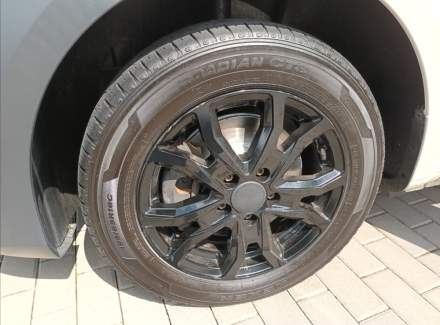 Mercedes-Benz - Vito