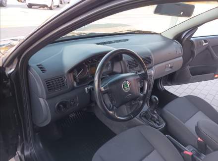 Škoda - Octavia