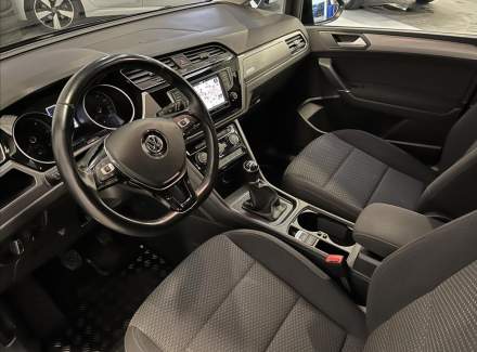 Volkswagen - Touran