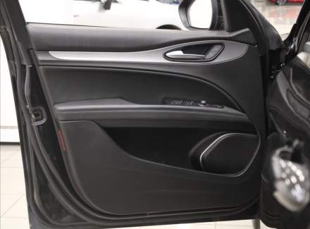 Alfa Romeo - Stelvio