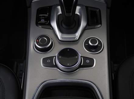 Alfa Romeo - Stelvio