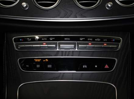 Mercedes-Benz - E-class