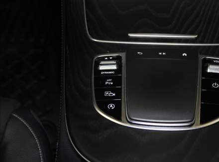 Mercedes-Benz - E-class