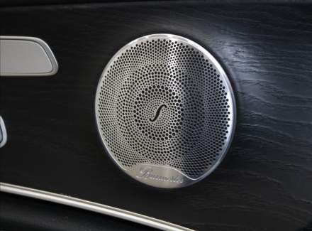 Mercedes-Benz - E-class