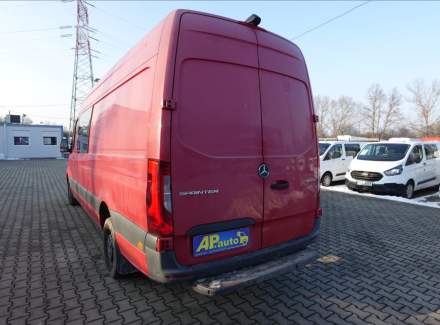 Mercedes-Benz - Sprinter