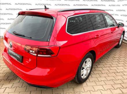 Volkswagen - Passat
