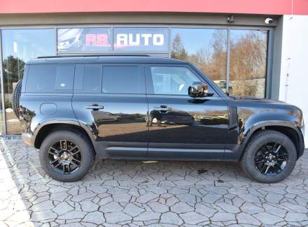 Land Rover - Defender