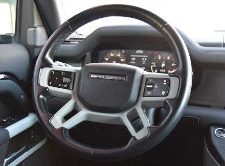 Land Rover - Defender