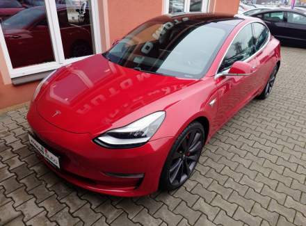 Tesla - Model 3