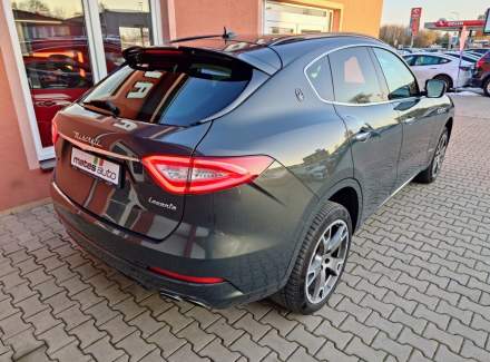 Maserati - Levante