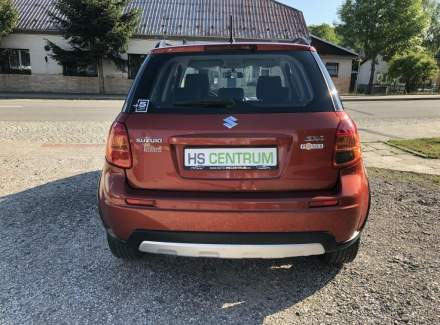 Suzuki - SX4