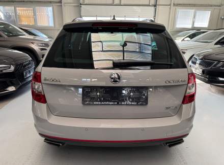 Škoda - Octavia