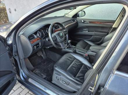 Škoda - Superb