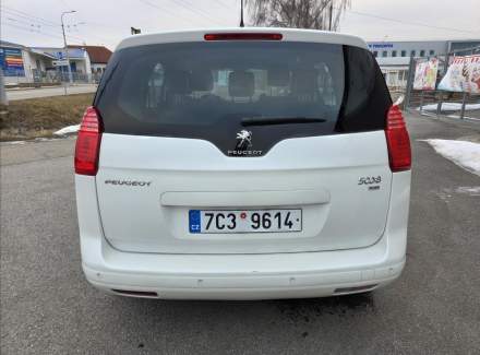 Peugeot - 5008