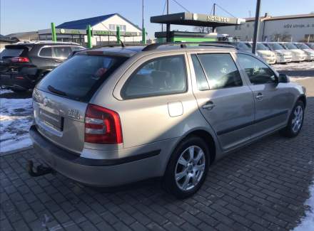 Škoda - Octavia