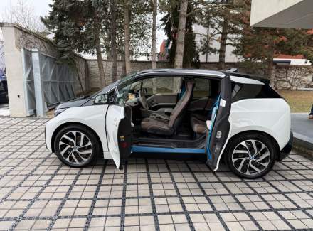 BMW - i3