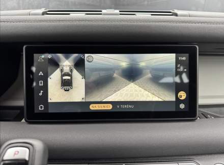 Land Rover - Defender