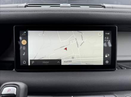 Land Rover - Defender