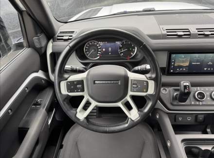 Land Rover - Defender