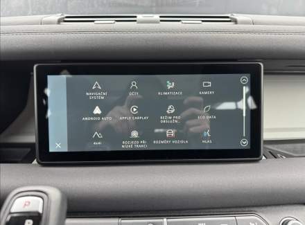 Land Rover - Defender